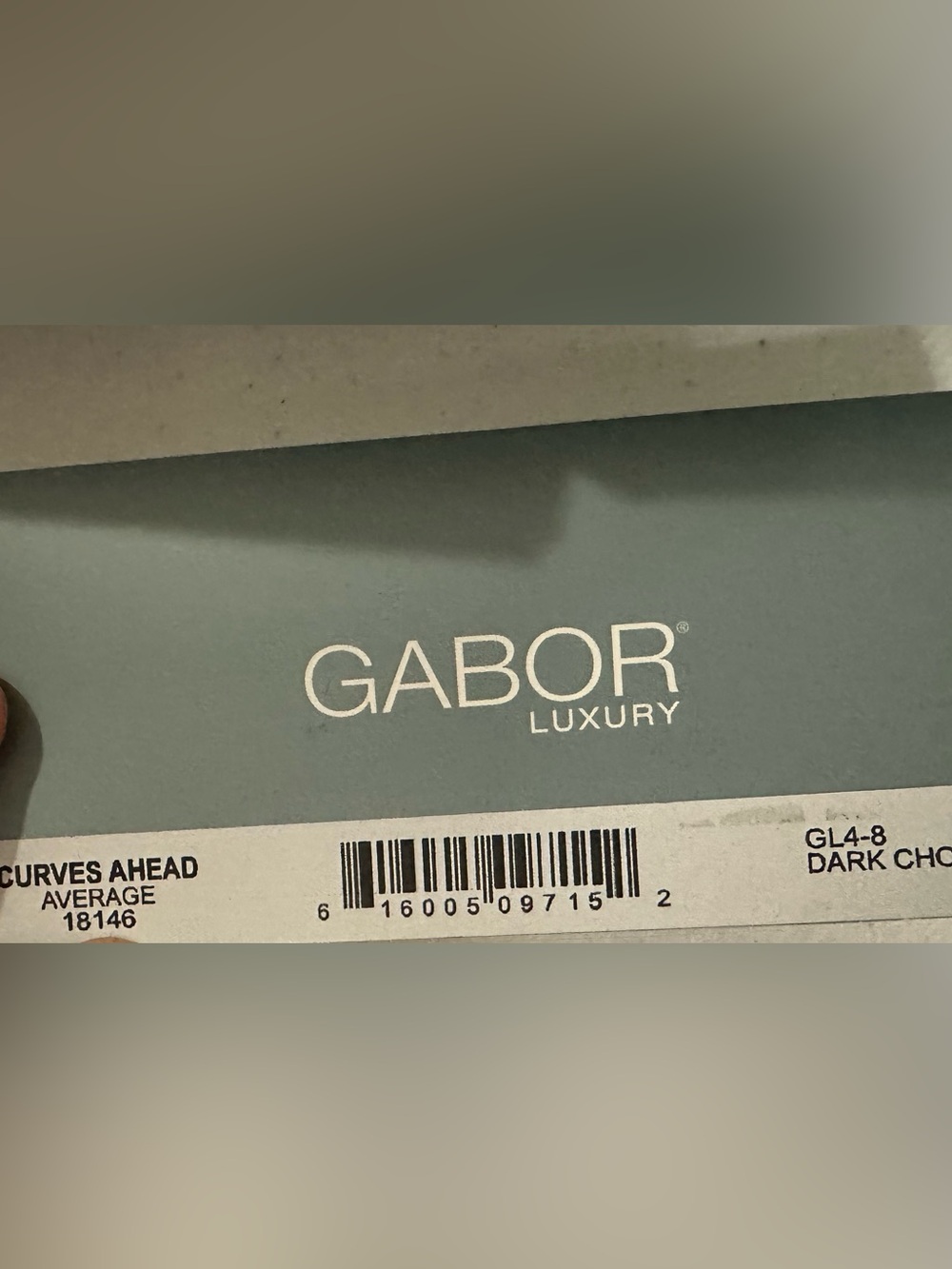 Like new Gabor Curves Ahead synthetic wig in chocolate brown - Picture 6 of 10